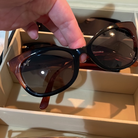 I Love Sunglasses 🕶️ - Picture 7 of 10